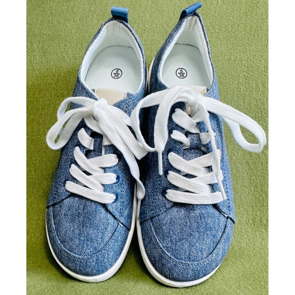 Demin style Canvas Women's Shoe Size 5 Sneaker Lace Up Tennis Casual NEW